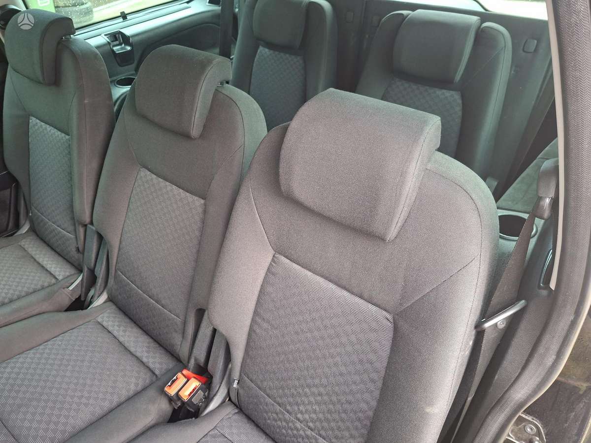 Ford Galaxy 2007 — photo 11