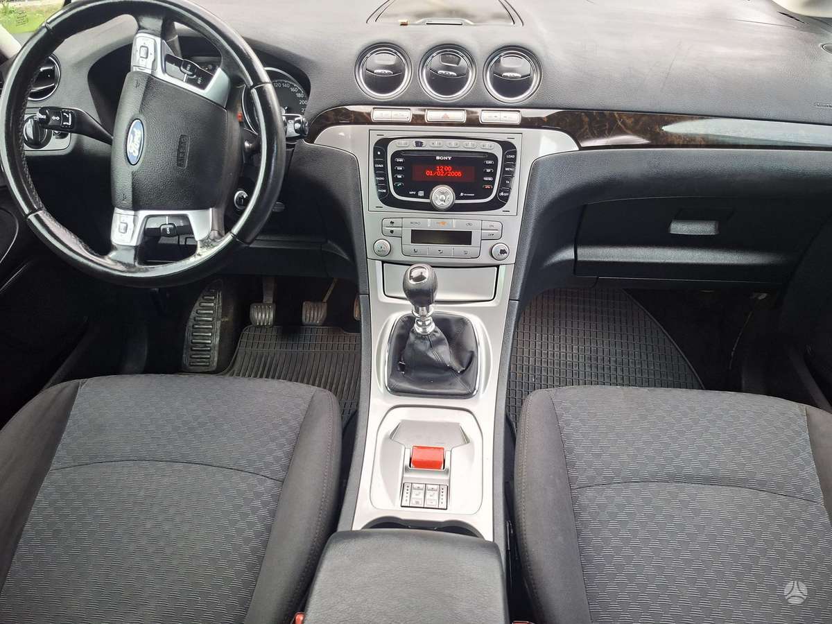 Ford Galaxy 2007 — photo 7