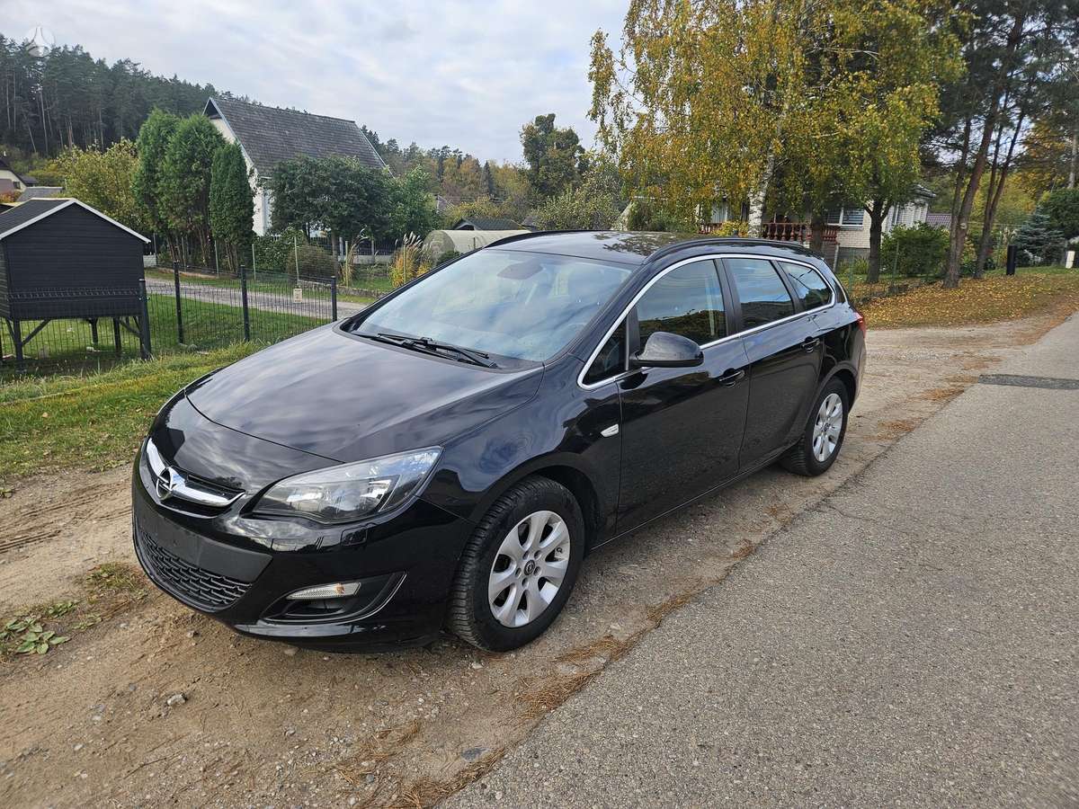 Opel Astra 2015 — photo 18