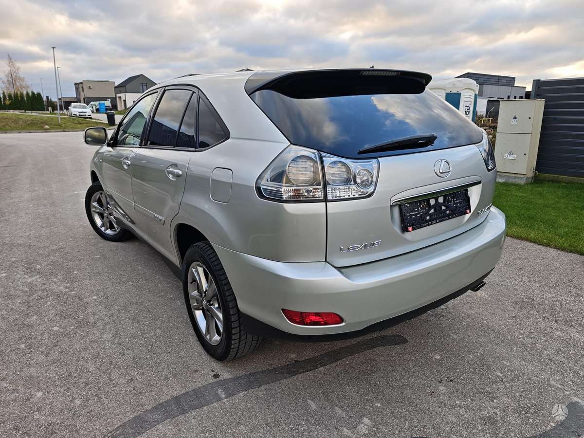 Lexus RX 2005 — engine 3300 cm³, 211 HP (155kW)