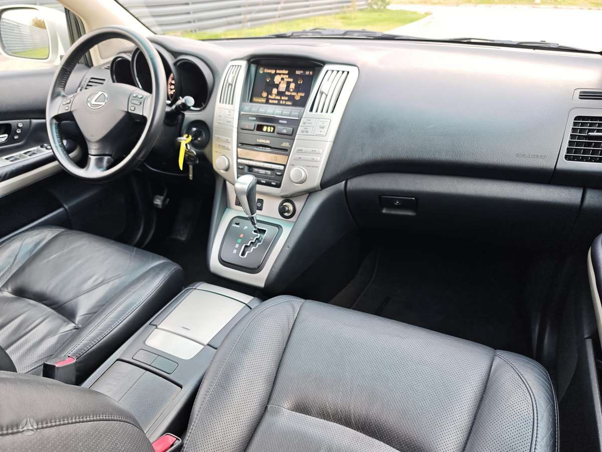 Lexus RX 2005 — photo 8