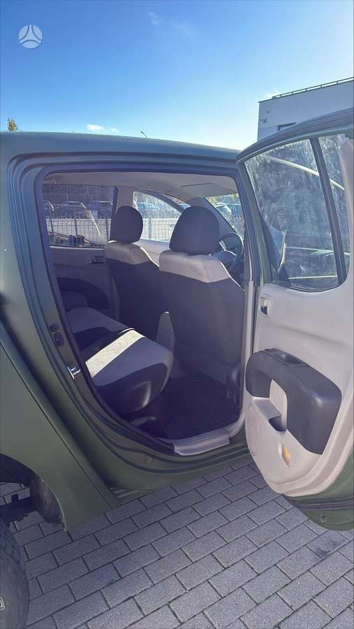 Mitsubishi L200 2010 — photo 6