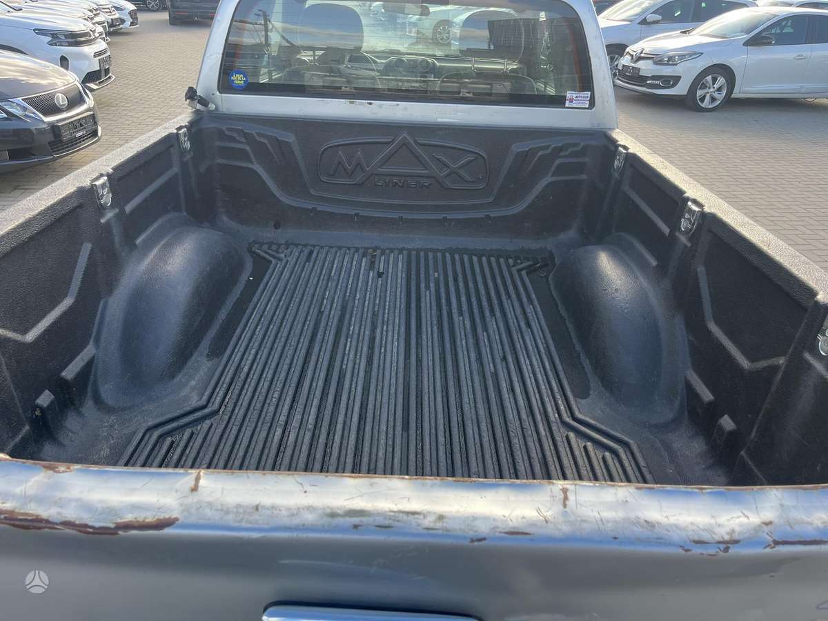 Isuzu D-Max 2011 — photo 15