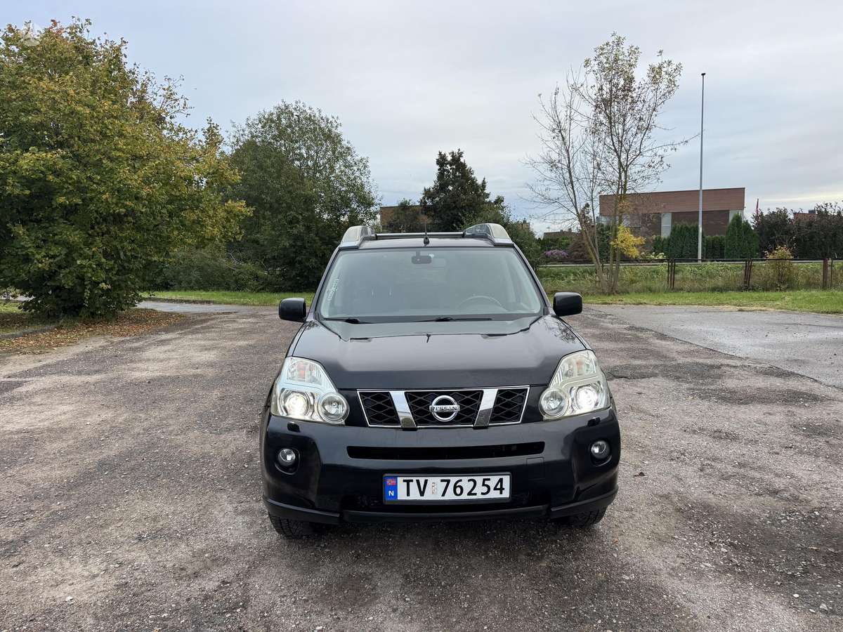 Nissan X-Trail 2008 — вигляд ззаду