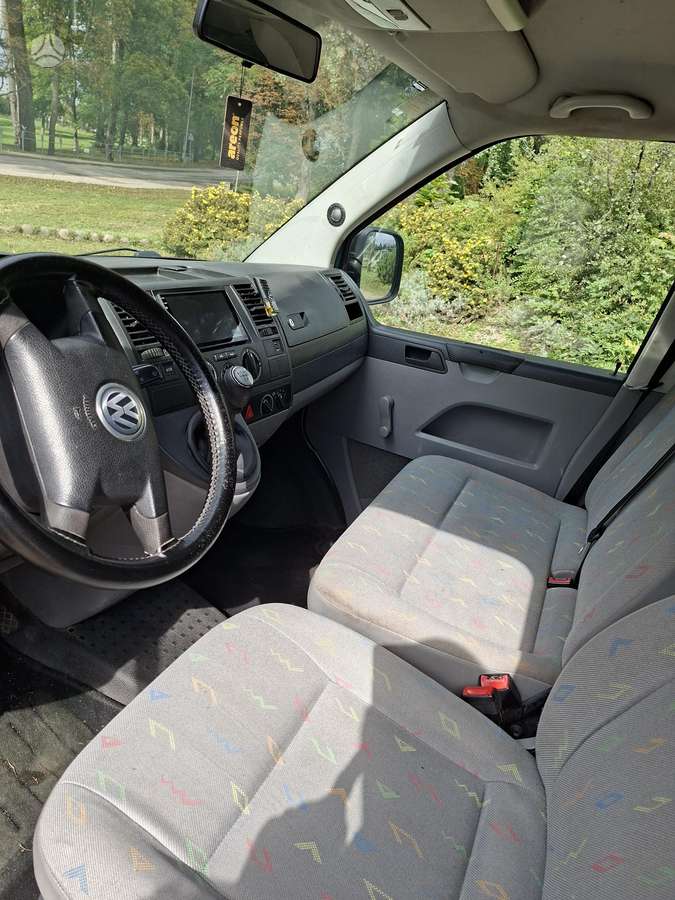 Volkswagen Transporter 2005 — photo 11