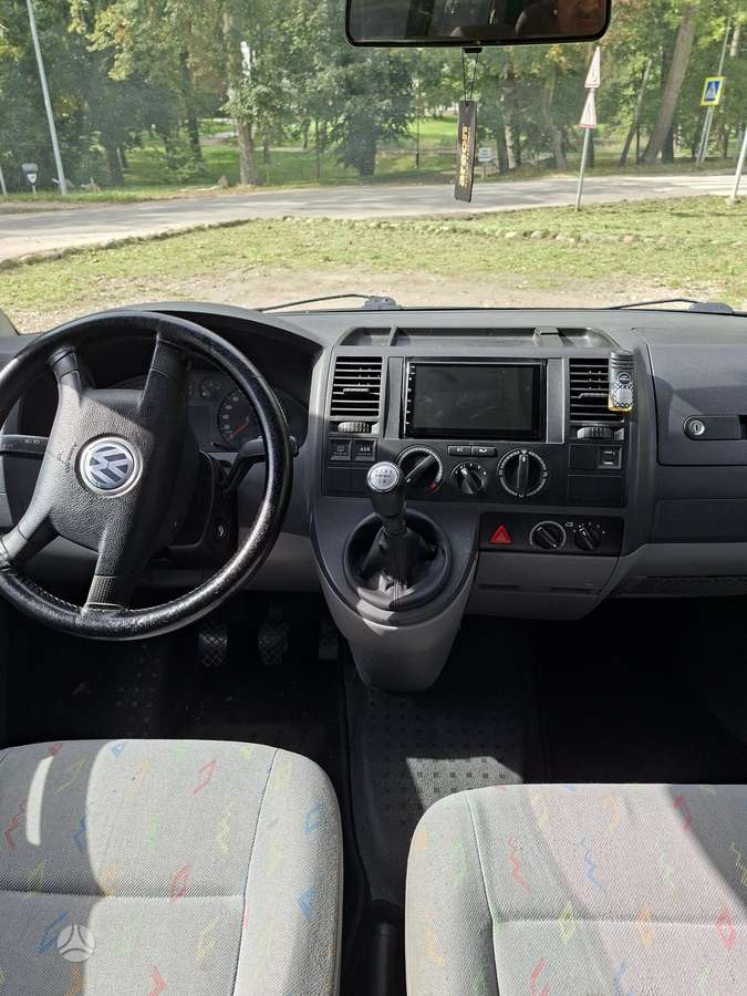 Volkswagen Transporter 2005 — photo 8