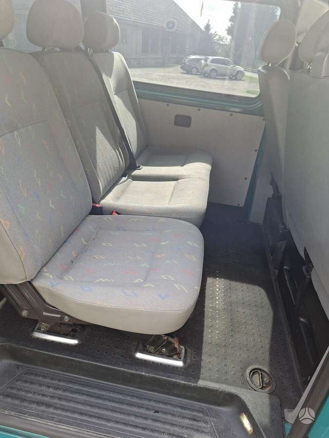 Volkswagen Transporter 2005 — photo 9