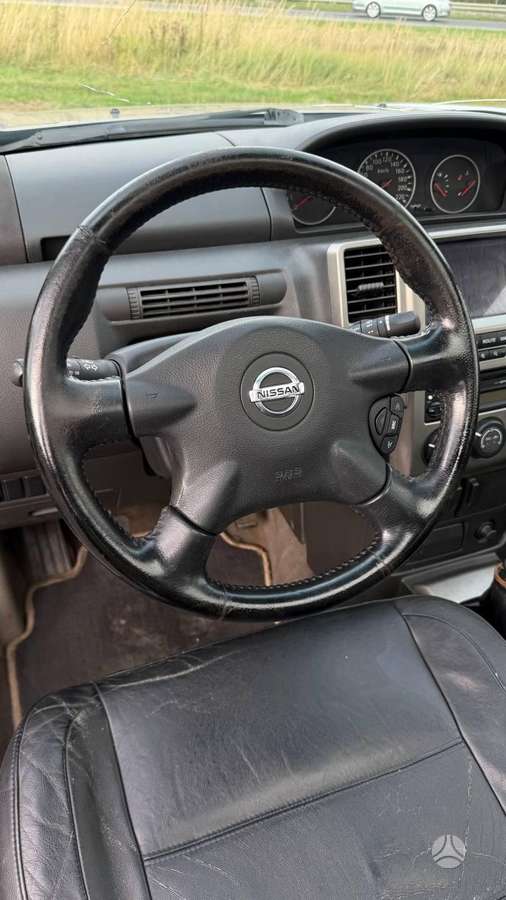Nissan X-Trail 2005 — photo 11