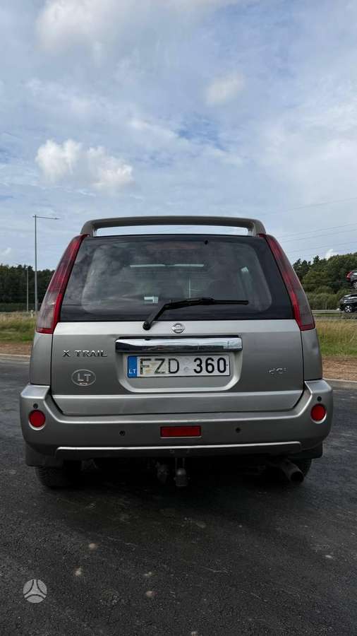 Nissan X-Trail 2005 — engine 2184 cm³, 136 HP (100kW)