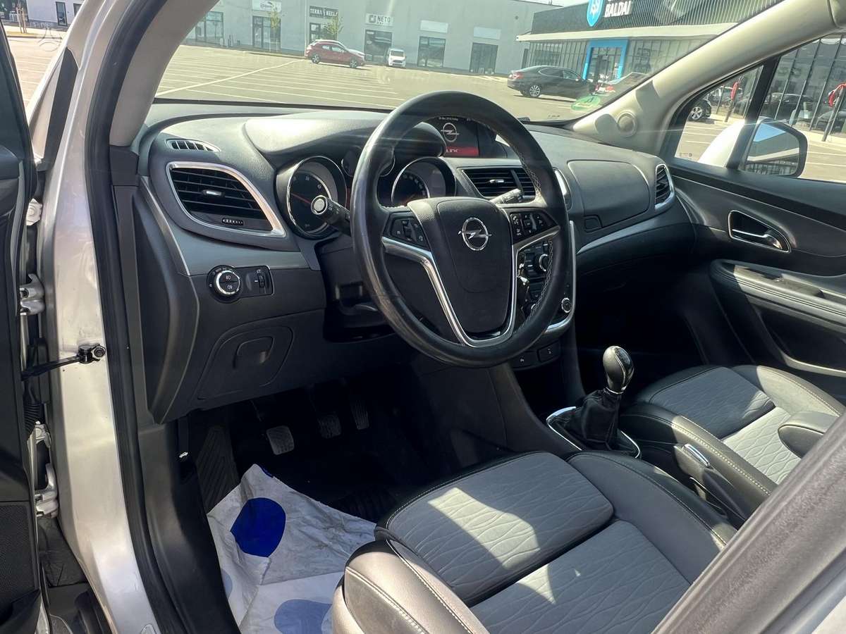 Opel Mokka 2015 — photo 16