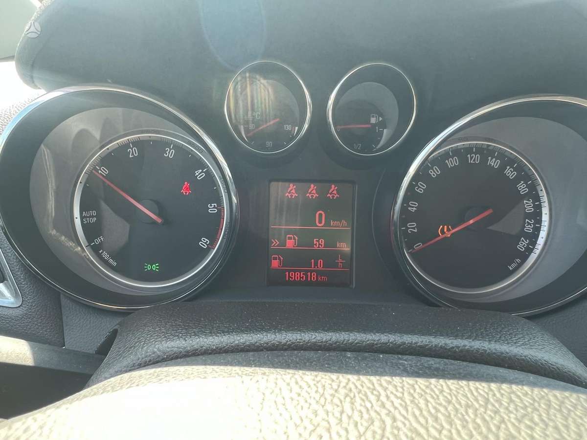 Opel Mokka 2015 — photo 21