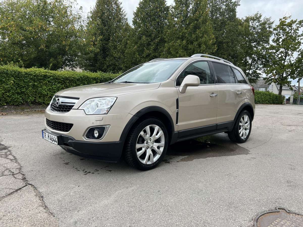 Opel Antara 2011 — вигляд ззаду