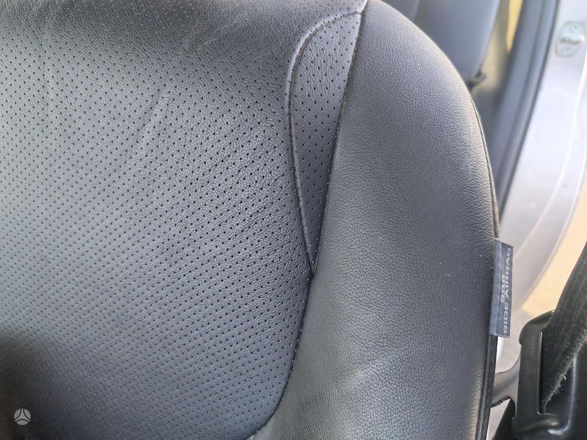 Toyota RAV4 2008 — photo 9