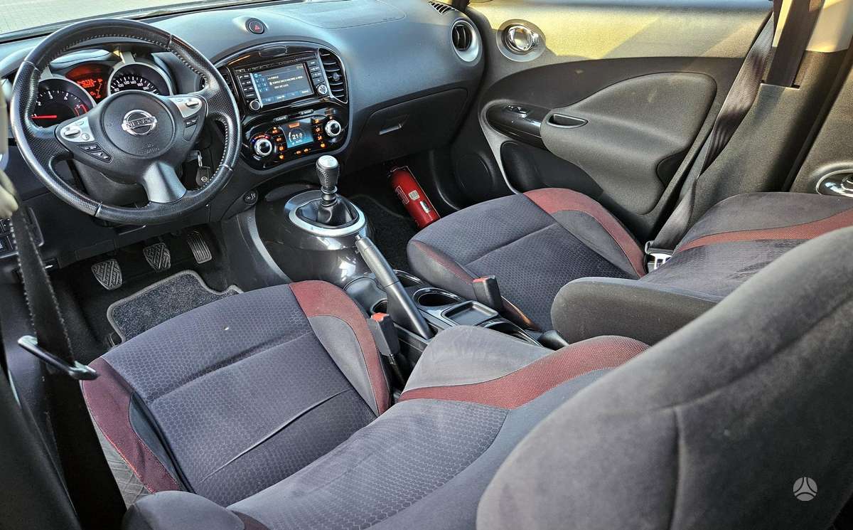 Nissan Juke 2014 — photo 11