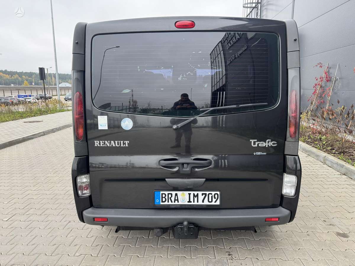 Renault Trafic 2004 — photo 6