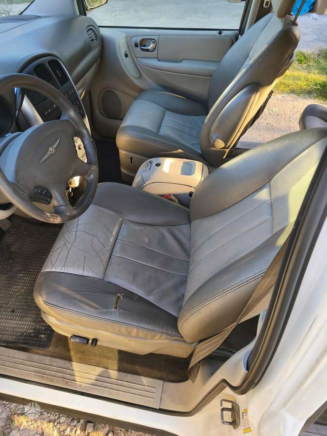 Chrysler Town 2004 — photo 8