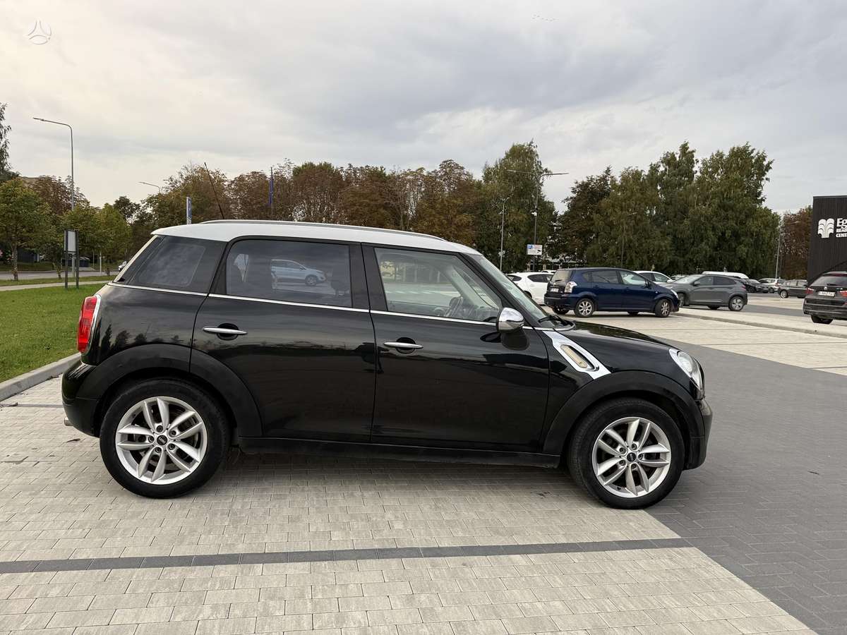 Mini Countryman 2011 — двигун 1995 cm³, 111 HP (82kW)
