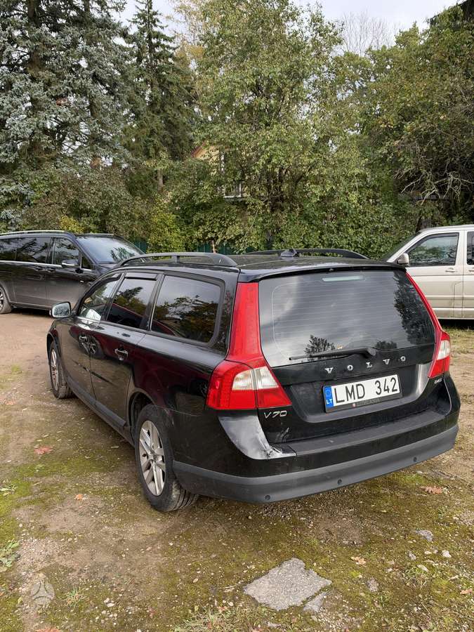 Volvo V70 2009 — engine 2400 cm³, 163 HP (120kW)