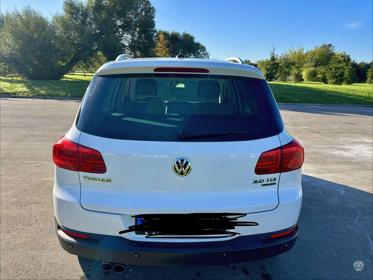 Volkswagen Tiguan 2012 — photo 10