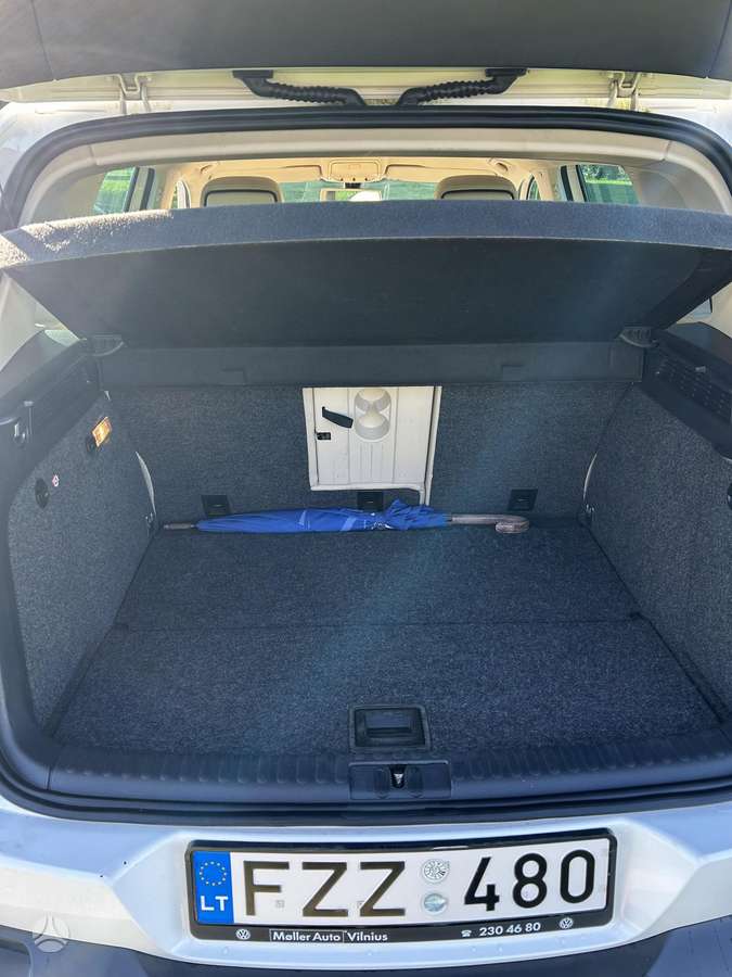 Volkswagen Tiguan 2012 — photo 6