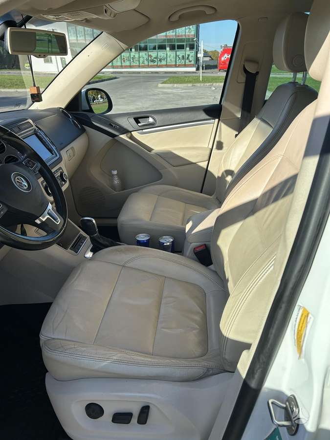 Volkswagen Tiguan 2012 — photo 8