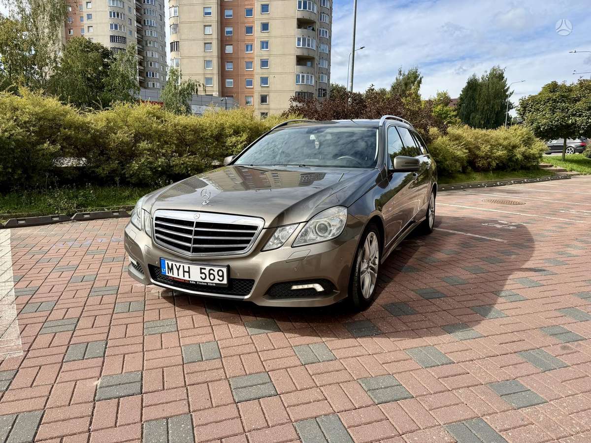Mercedes-Benz E220, 2010
