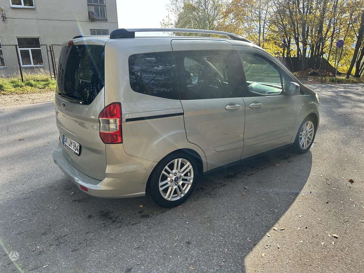 Ford Tourneo 2015 — фото 7