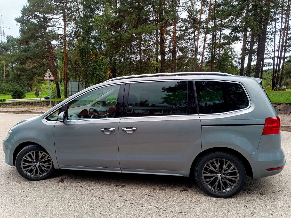 Volkswagen Sharan 2011 — photo 6