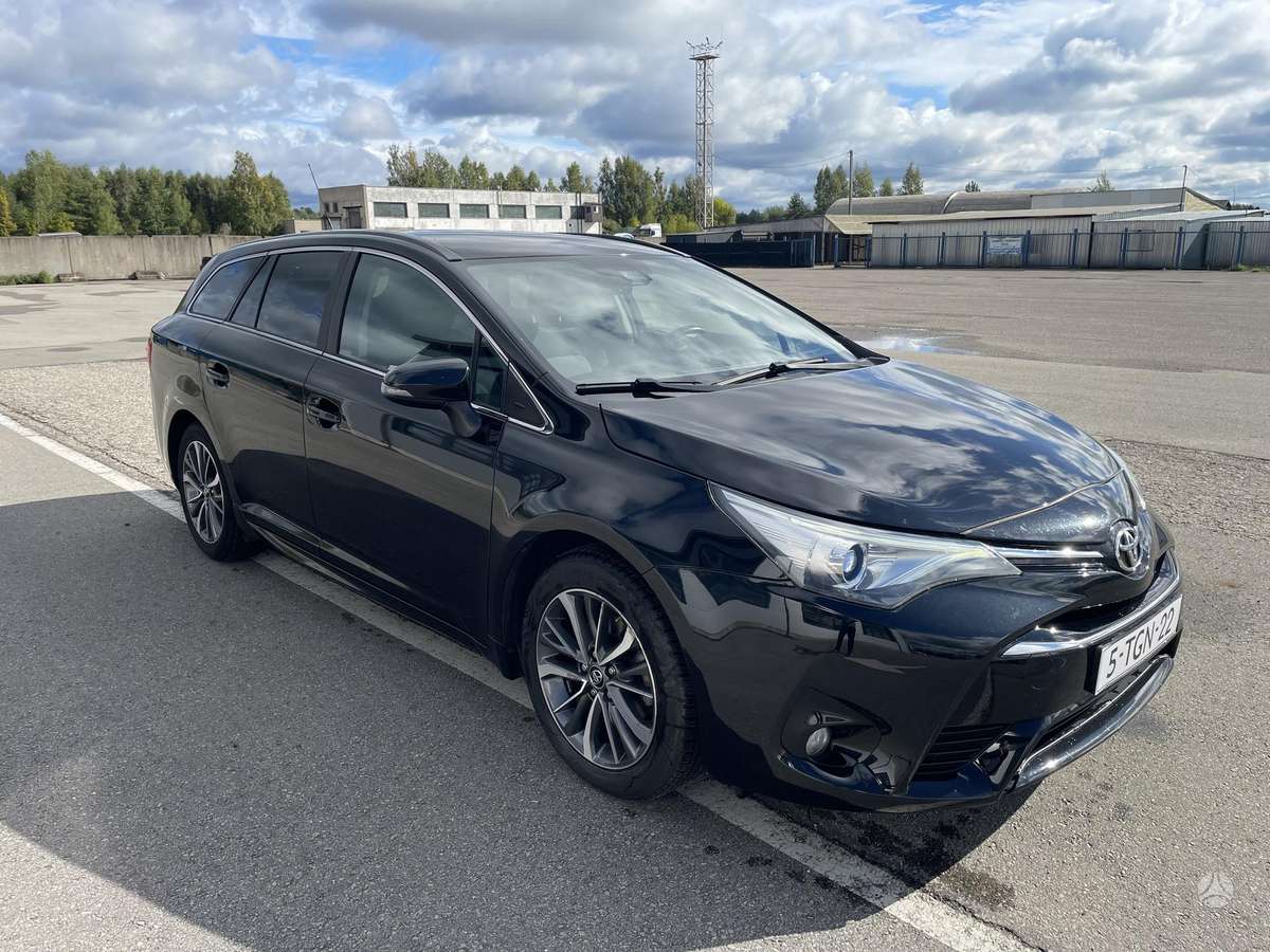 Toyota Avensis 2015 — photo 6