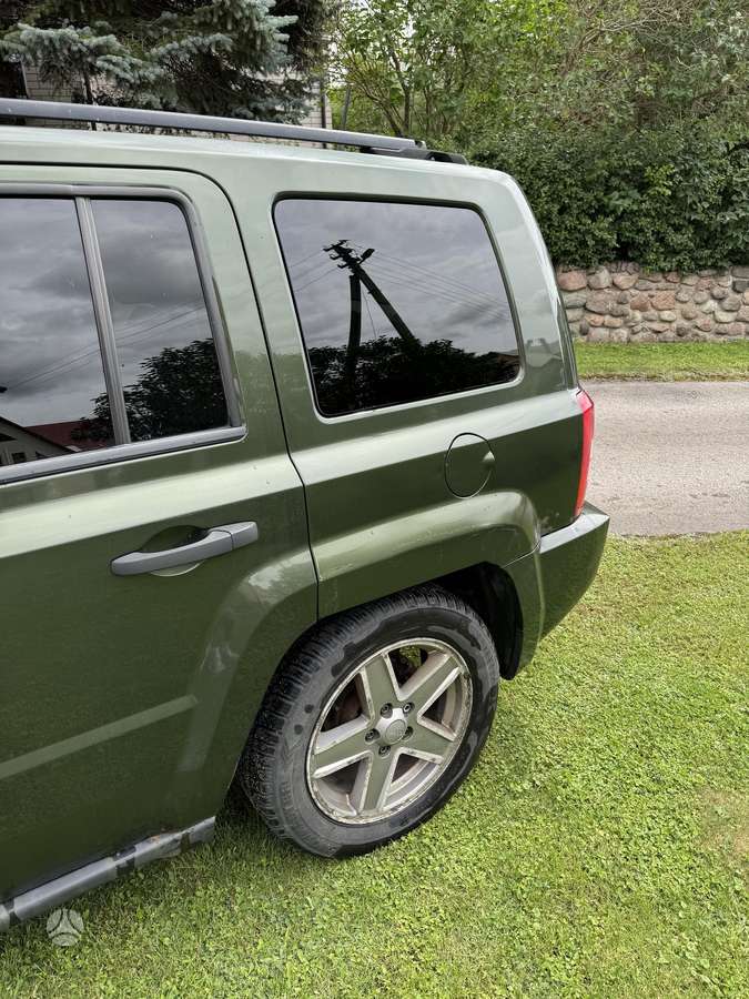 Jeep Patriot 2008 — фото 11