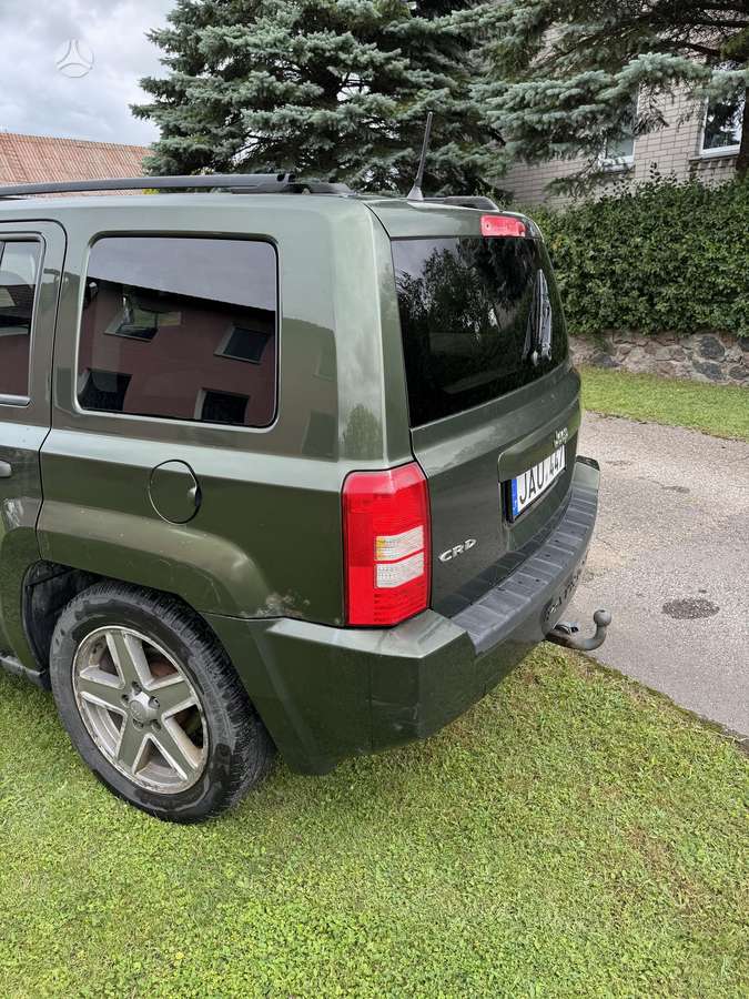 Jeep Patriot 2008 — фото 12