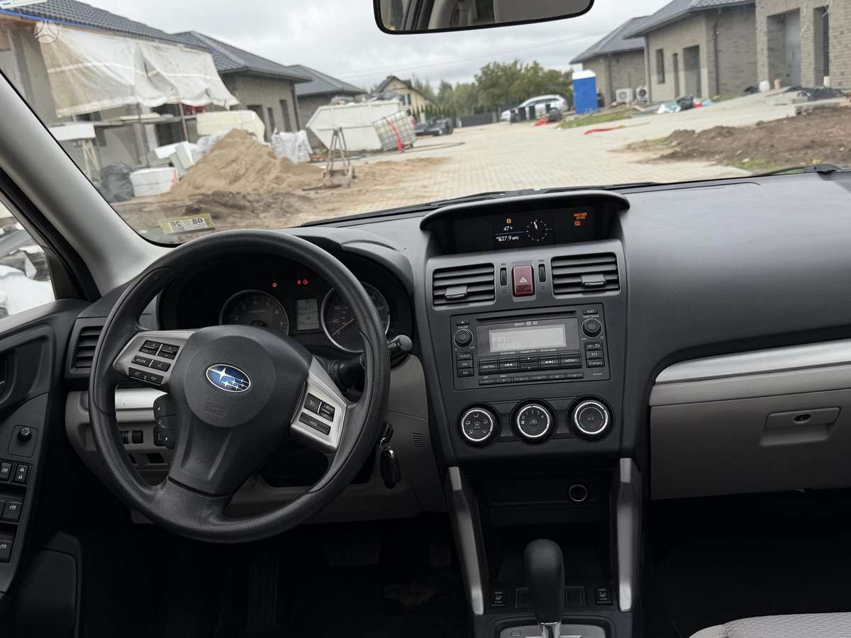 Subaru Forester 2015 — photo 11
