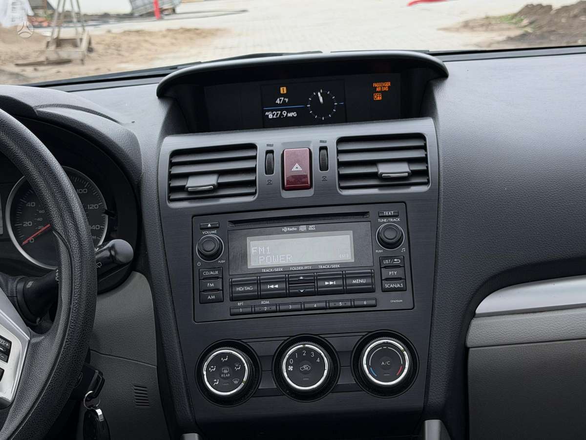 Subaru Forester 2015 — photo 13