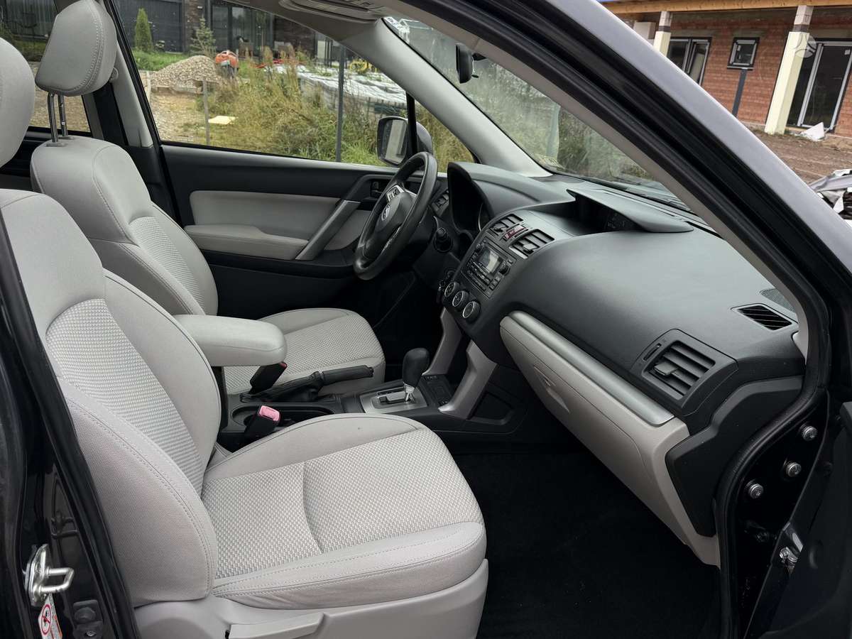 Subaru Forester 2015 — photo 7
