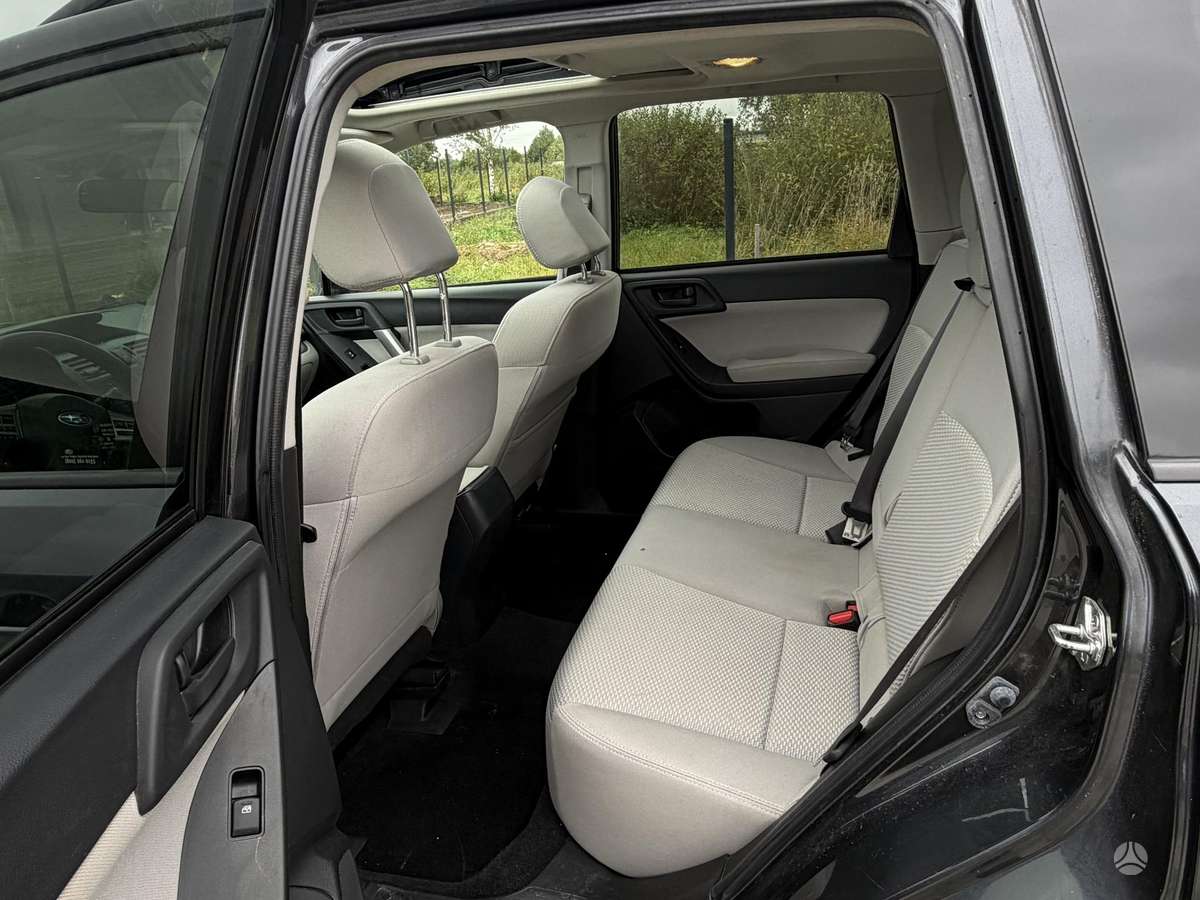 Subaru Forester 2015 — photo 9