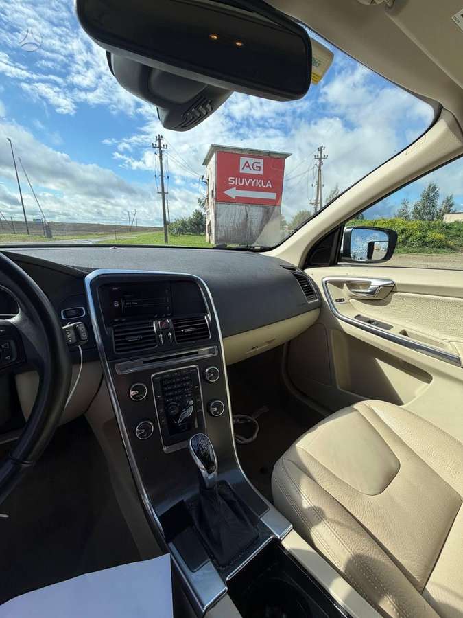 Volvo XC60 2014 — photo 14