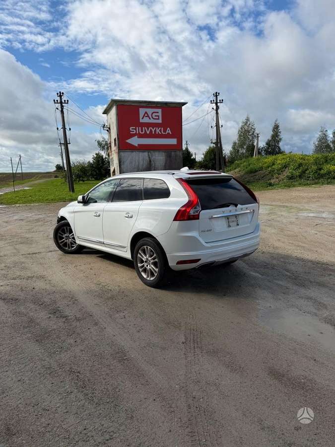 Volvo XC60 2014 — engine 3192 cm³, 238 HP (175kW)
