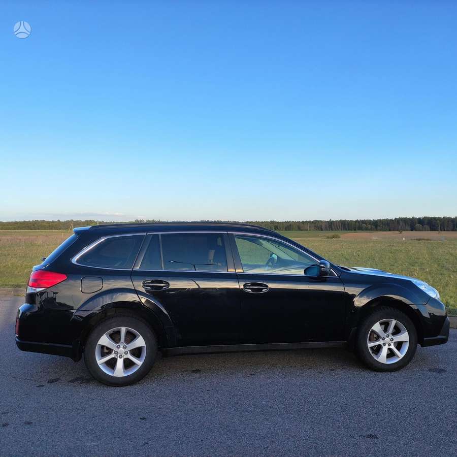 Subaru Outback 2013 — фото 6
