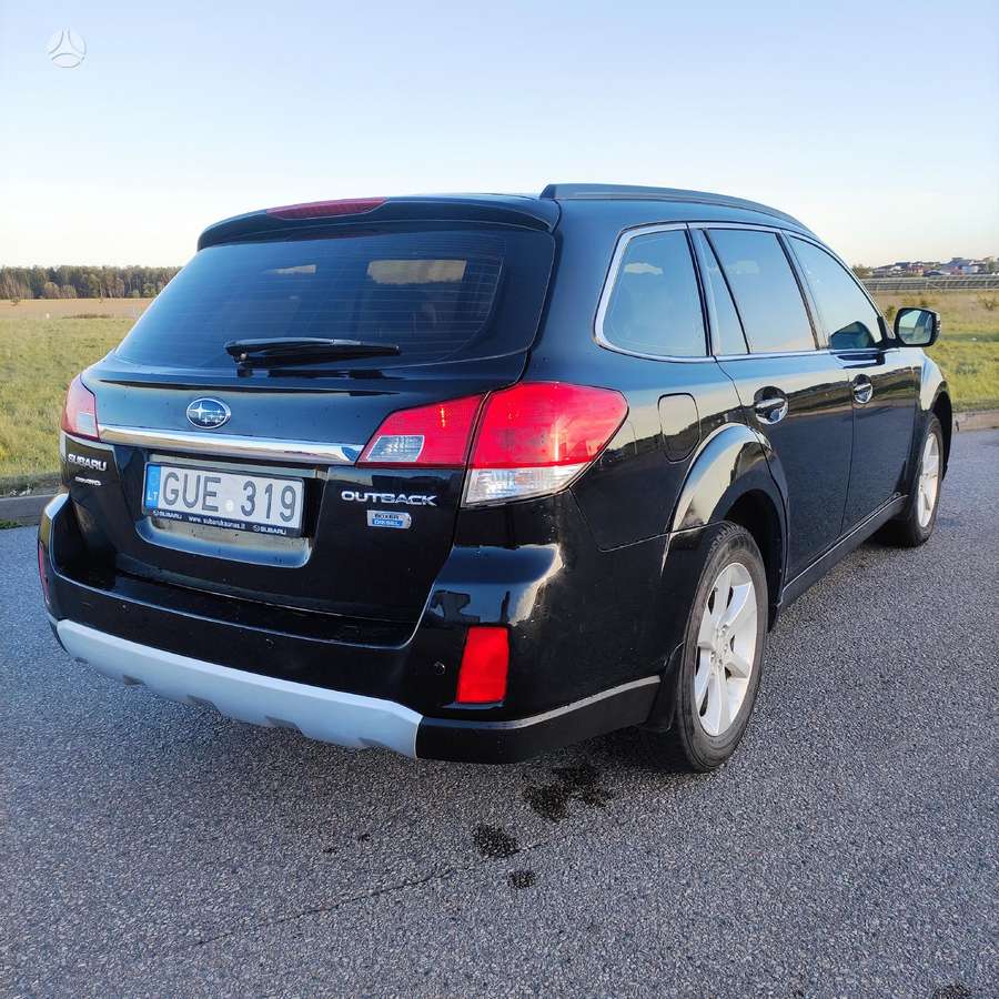 Subaru Outback 2013 — фото 8