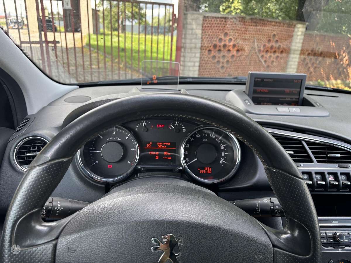Peugeot 3008 2013 — photo 10