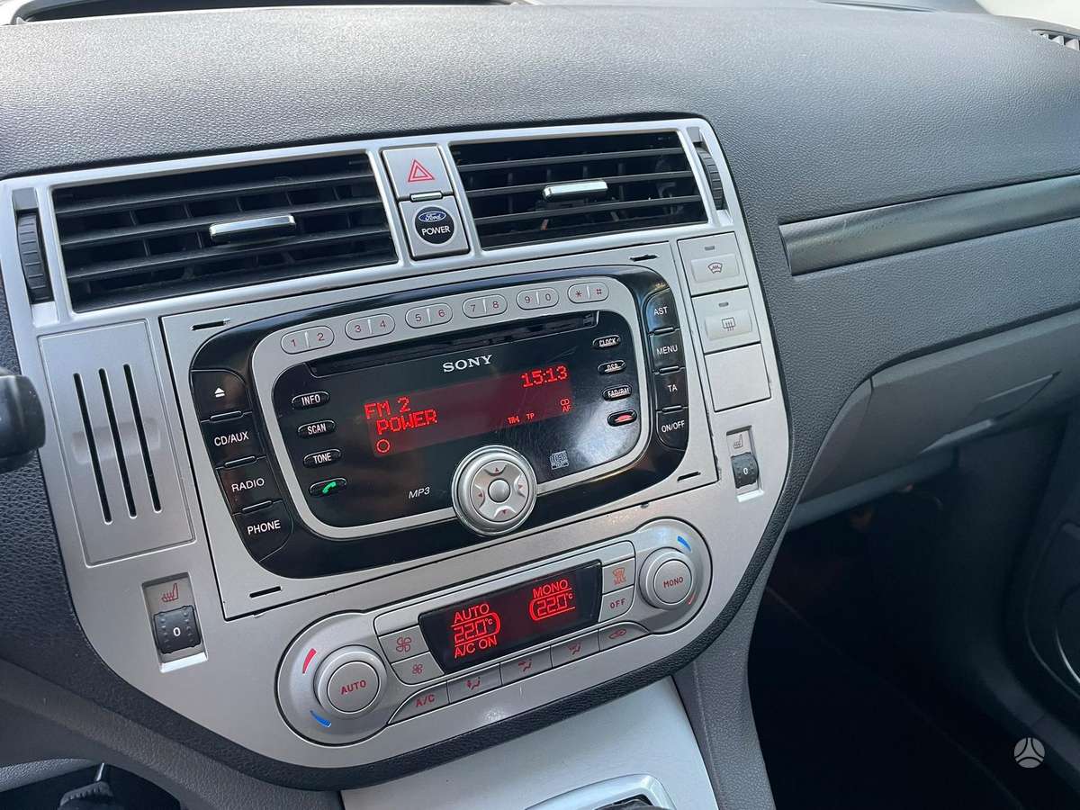 Ford Kuga 2009 — photo 12