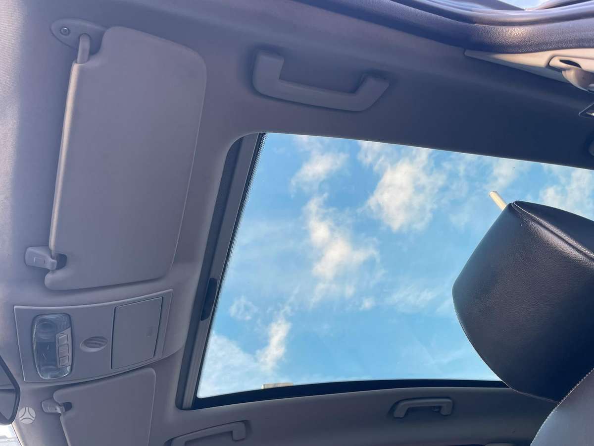 Ford Kuga 2009 — photo 18