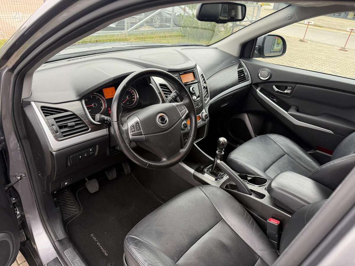SsangYong Korando 2015 — фото 10