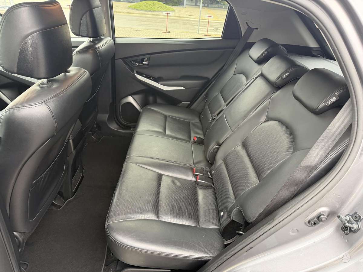 SsangYong Korando 2015 — фото 12
