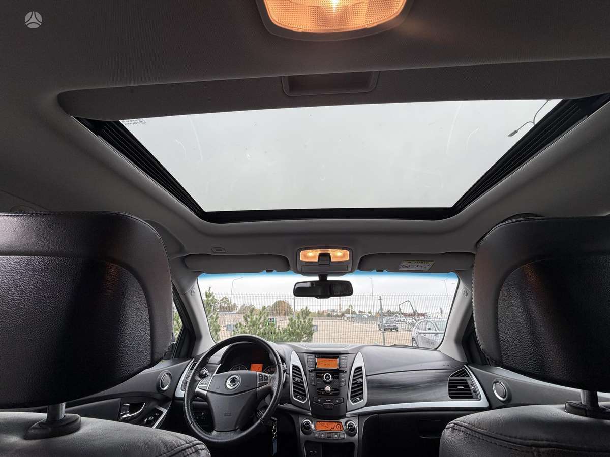 SsangYong Korando 2015 — фото 14
