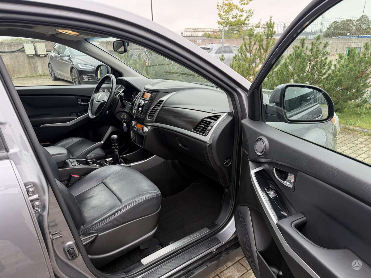SsangYong Korando 2015 — фото 15