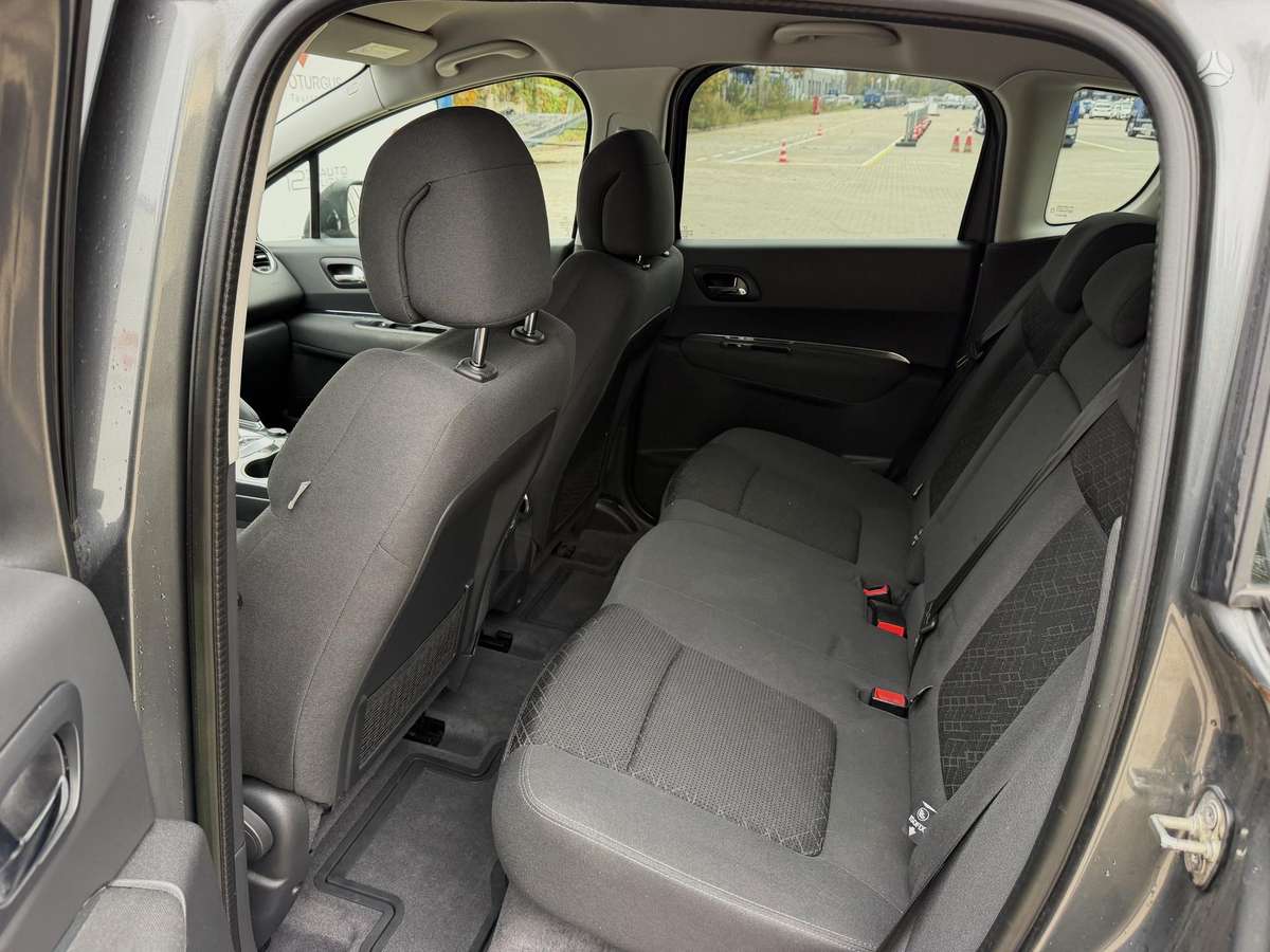 Peugeot 3008 2015 — photo 11