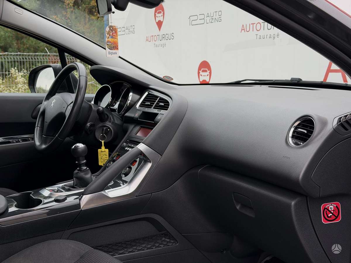 Peugeot 3008 2015 — photo 12