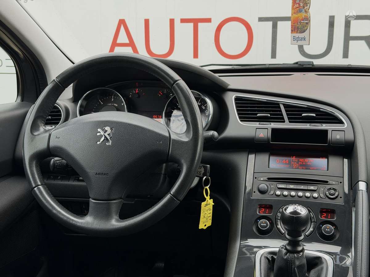 Peugeot 3008 2015 — photo 15