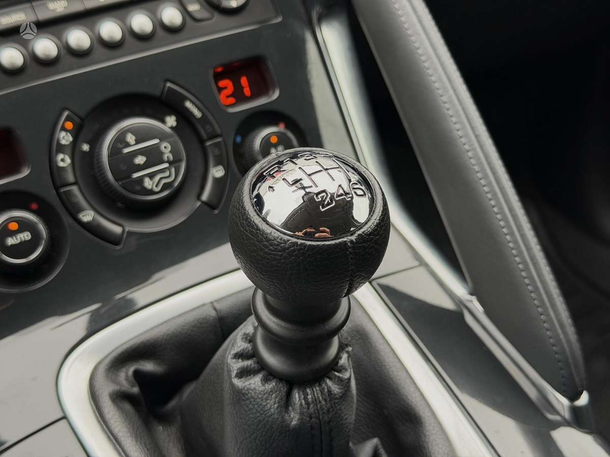 Peugeot 3008 2015 — photo 20